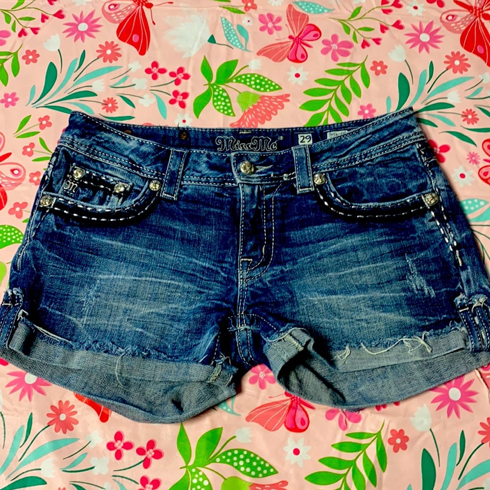 Miss Me shorts Size 29